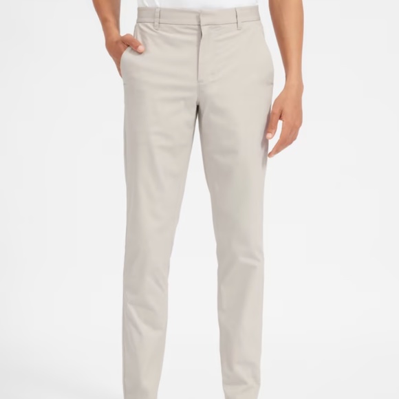Everlane Other - Everlane 31x30 Air Chinos in Stone